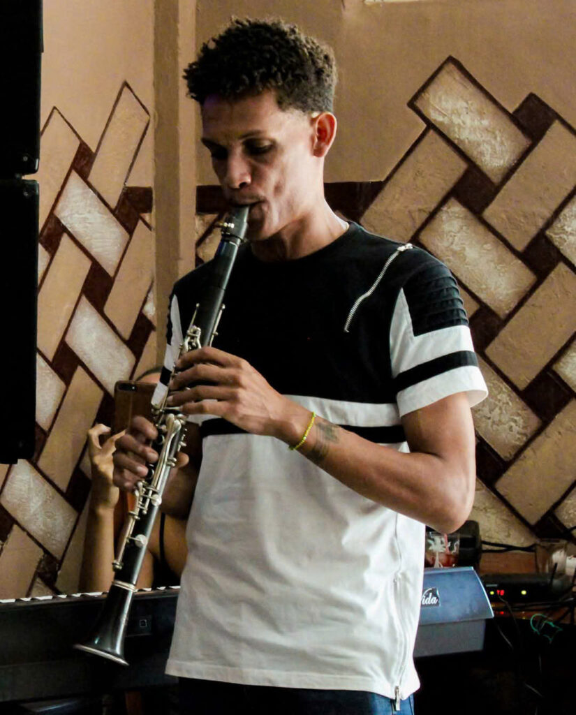 Osnel - Clarinet teacher
