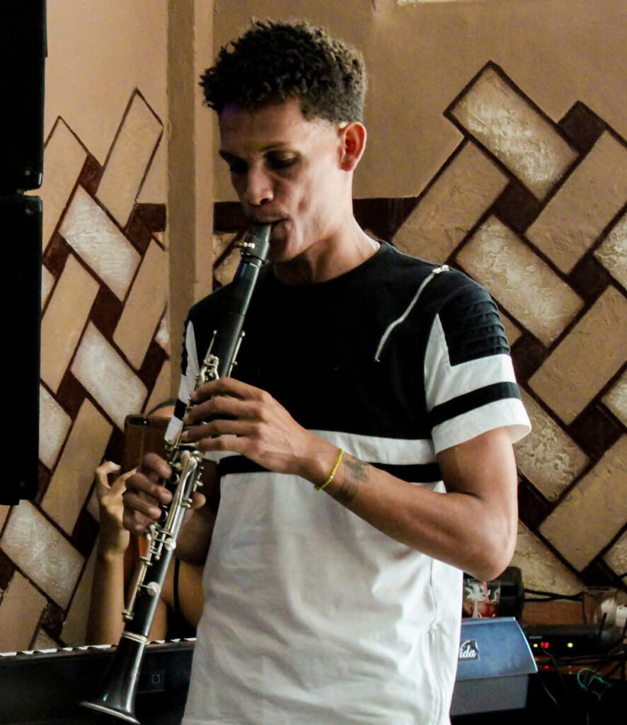 Osnel - Clarinet teacher