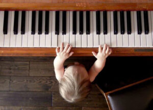 piano class for young kids, lớp piano cho trẻ 4 tuổi tại An Khánh