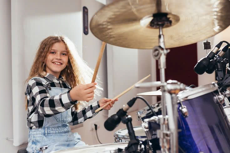 drum class in thao dien hcmc, drum lessons for kids, learn drum easy
